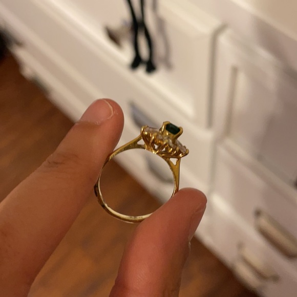 Real Diamond And Emerald Ring With Gold Ring - Picture 11 of 11